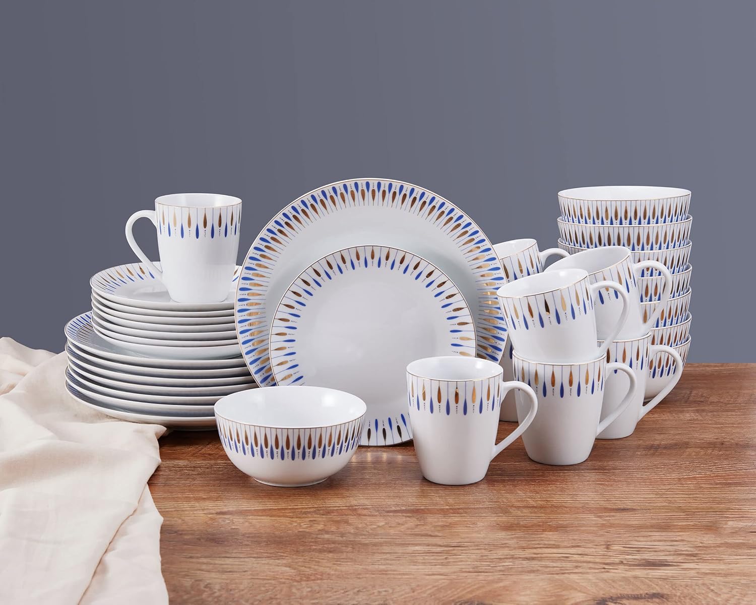 Mikasa Starburst 32 Piece Dinner Set
