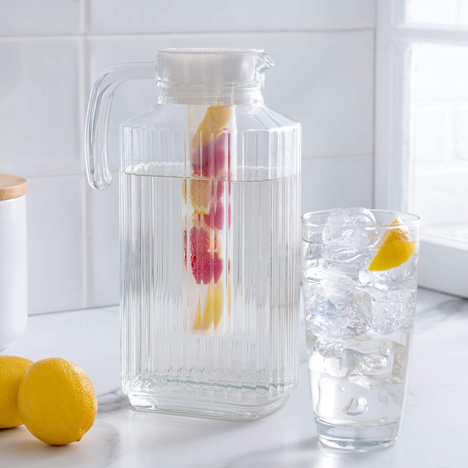 Jug Glass With Lid and Infuser 57.5-oz. by Luminarc Quadro collection