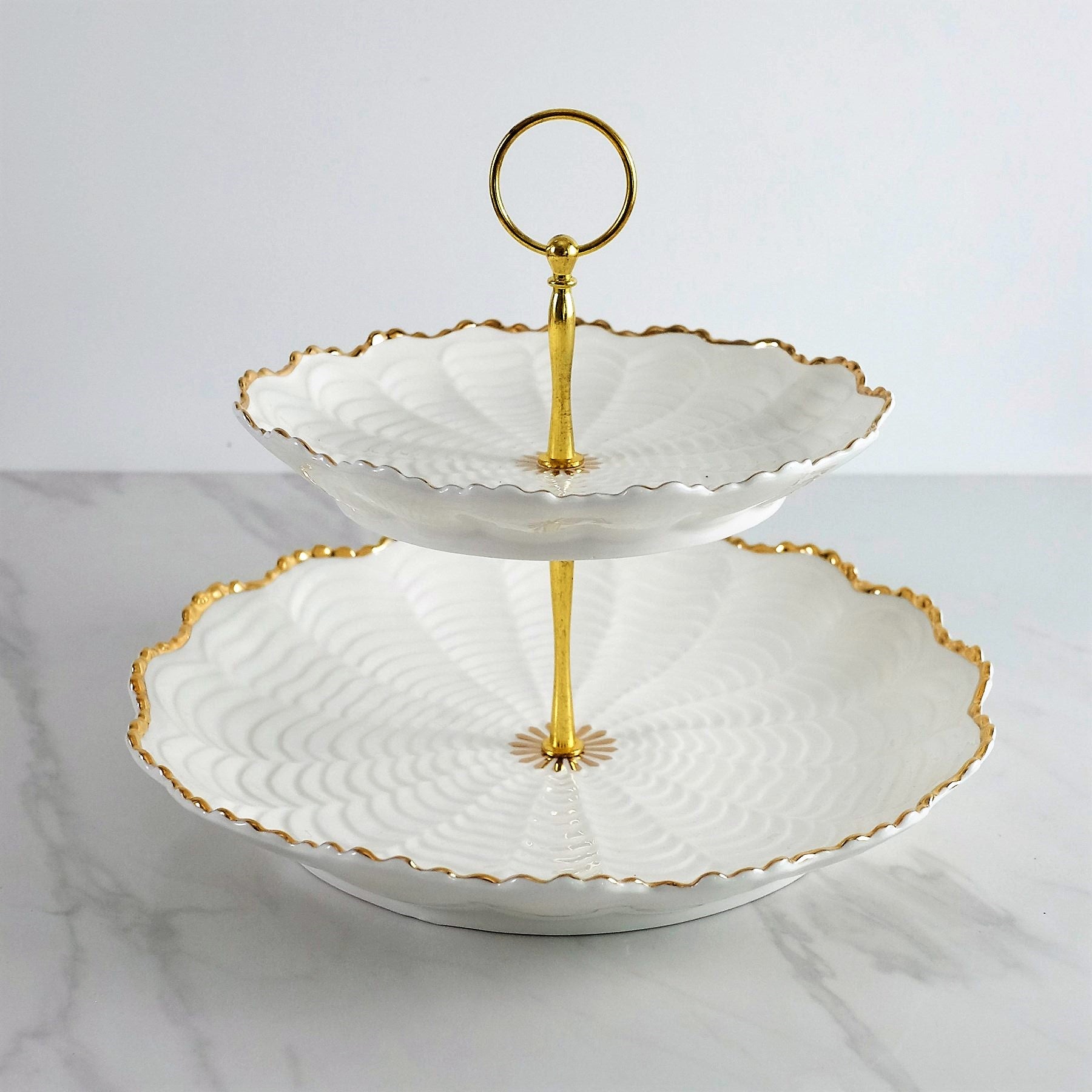 Dessert 2-Tier Shell White and Gold Platter - 8"and 10"