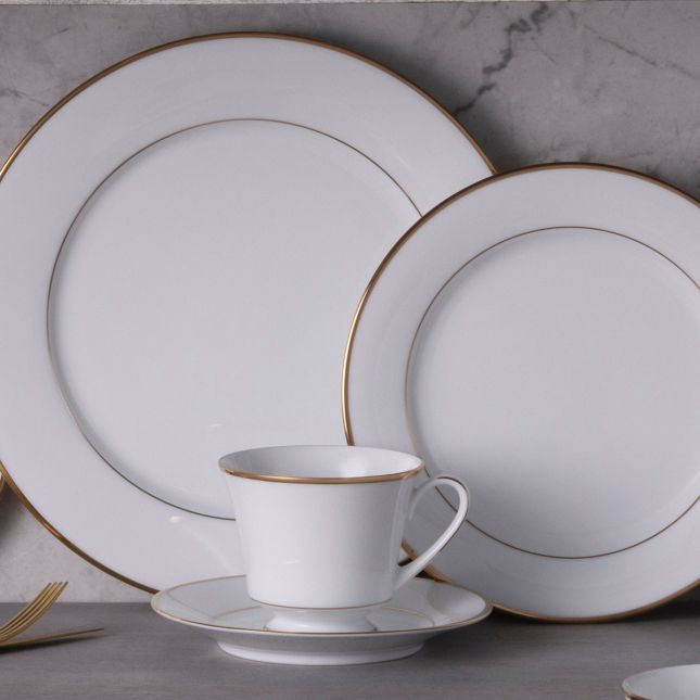 Noritake Heritage Gold 40 piece dinnerware set