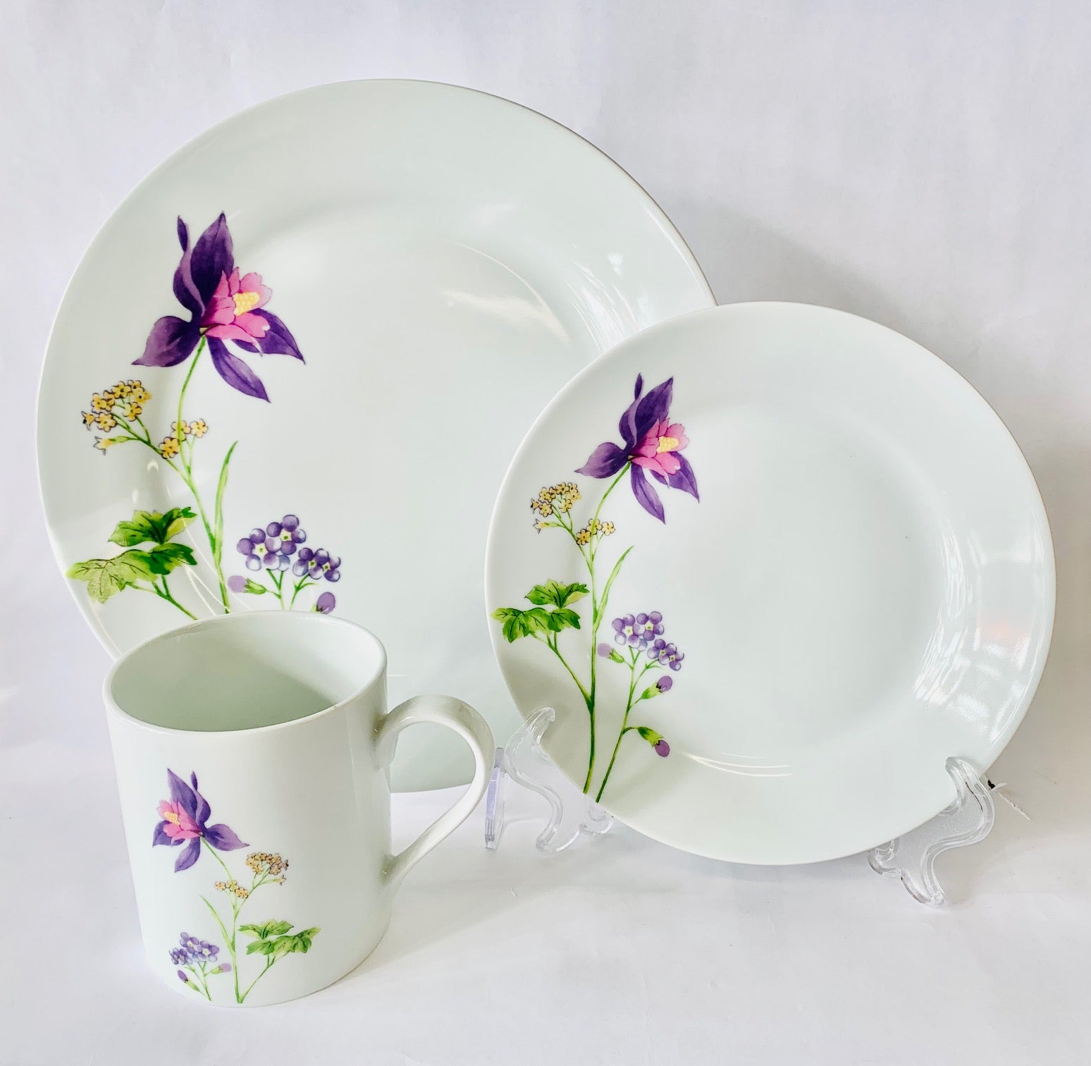 Lilac Dinnerware Set 40-Piece From Success import - Royal Gift