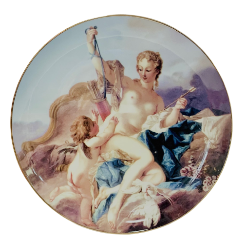 Venus and baby angel Plate 7.25"round Victorian Art