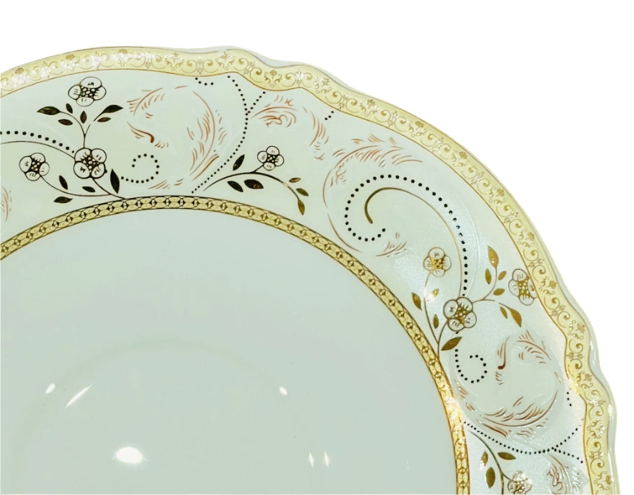 Teacup & Saucer Set of 2 Fine bone china Paris Gold collection