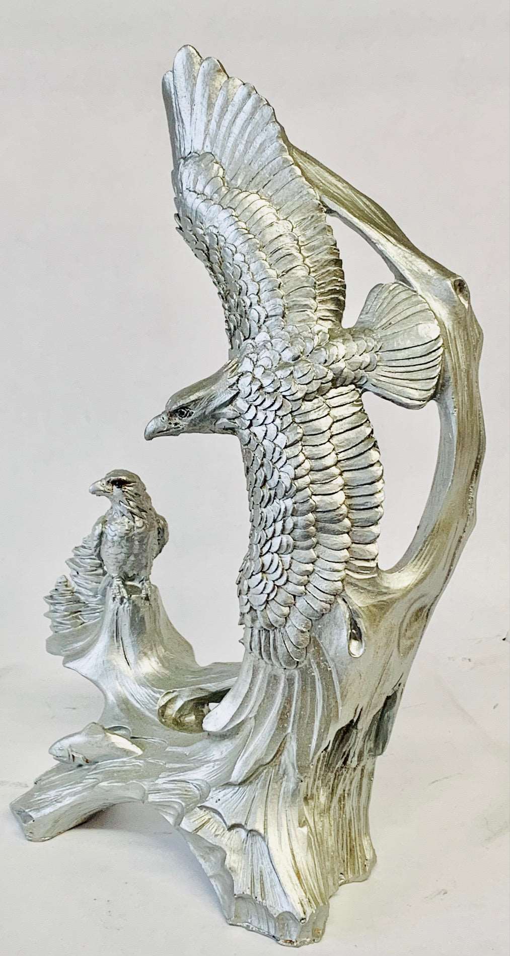 Eagle & baby ceramic figurine silver finish - Royal Gift