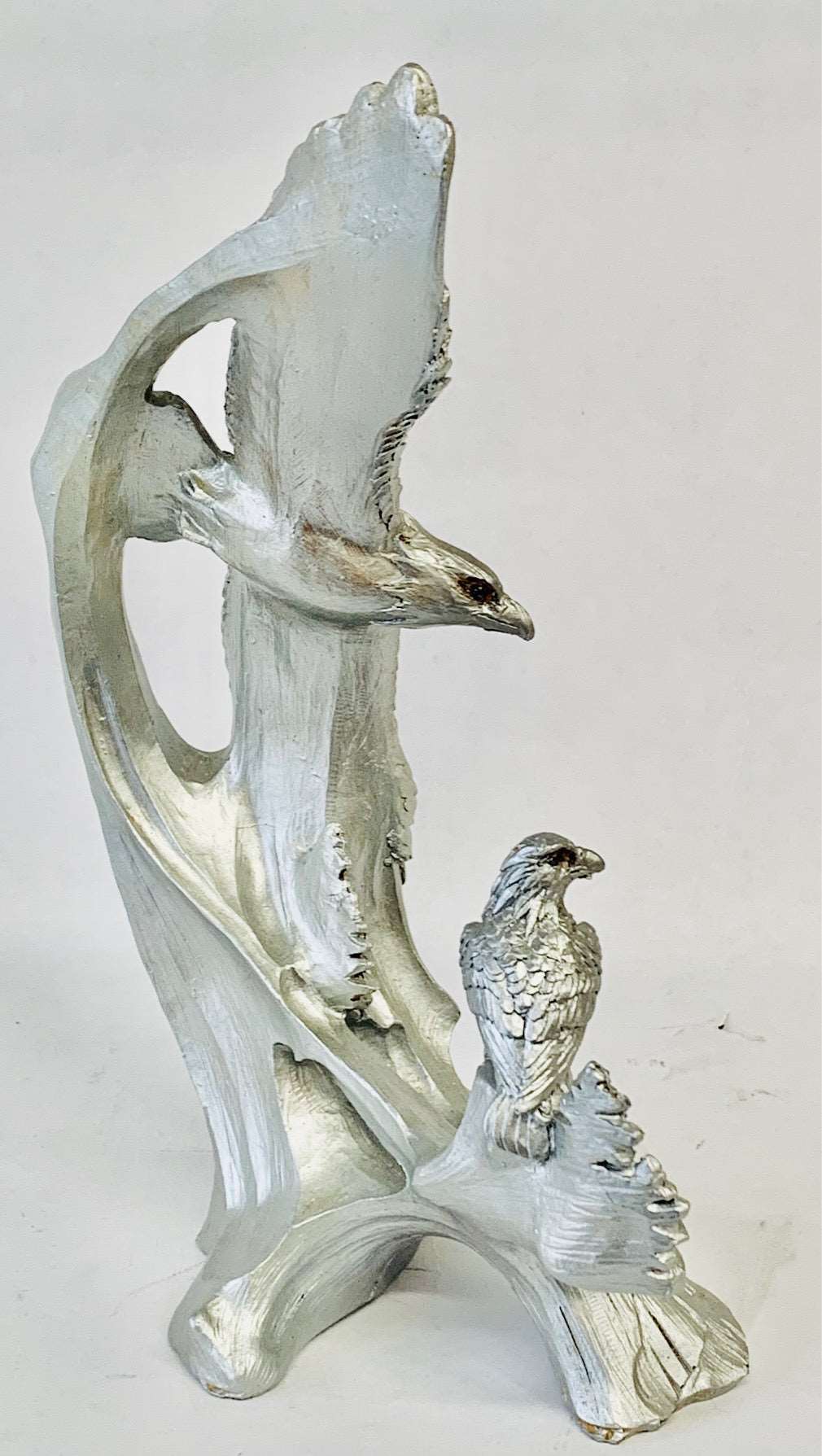 Eagle & baby ceramic figurine silver finish - Royal Gift
