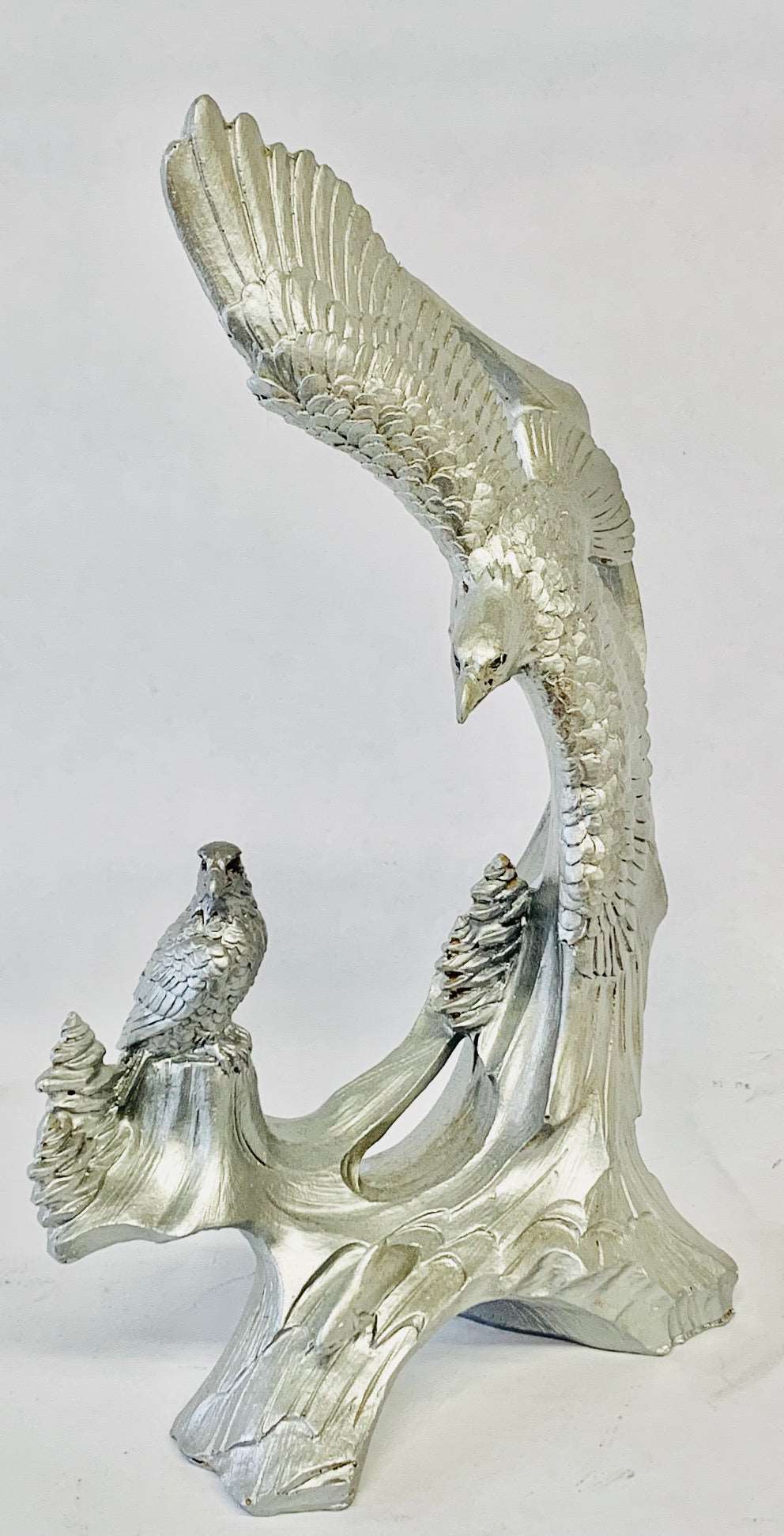Eagle & baby ceramic figurine silver finish - Royal Gift