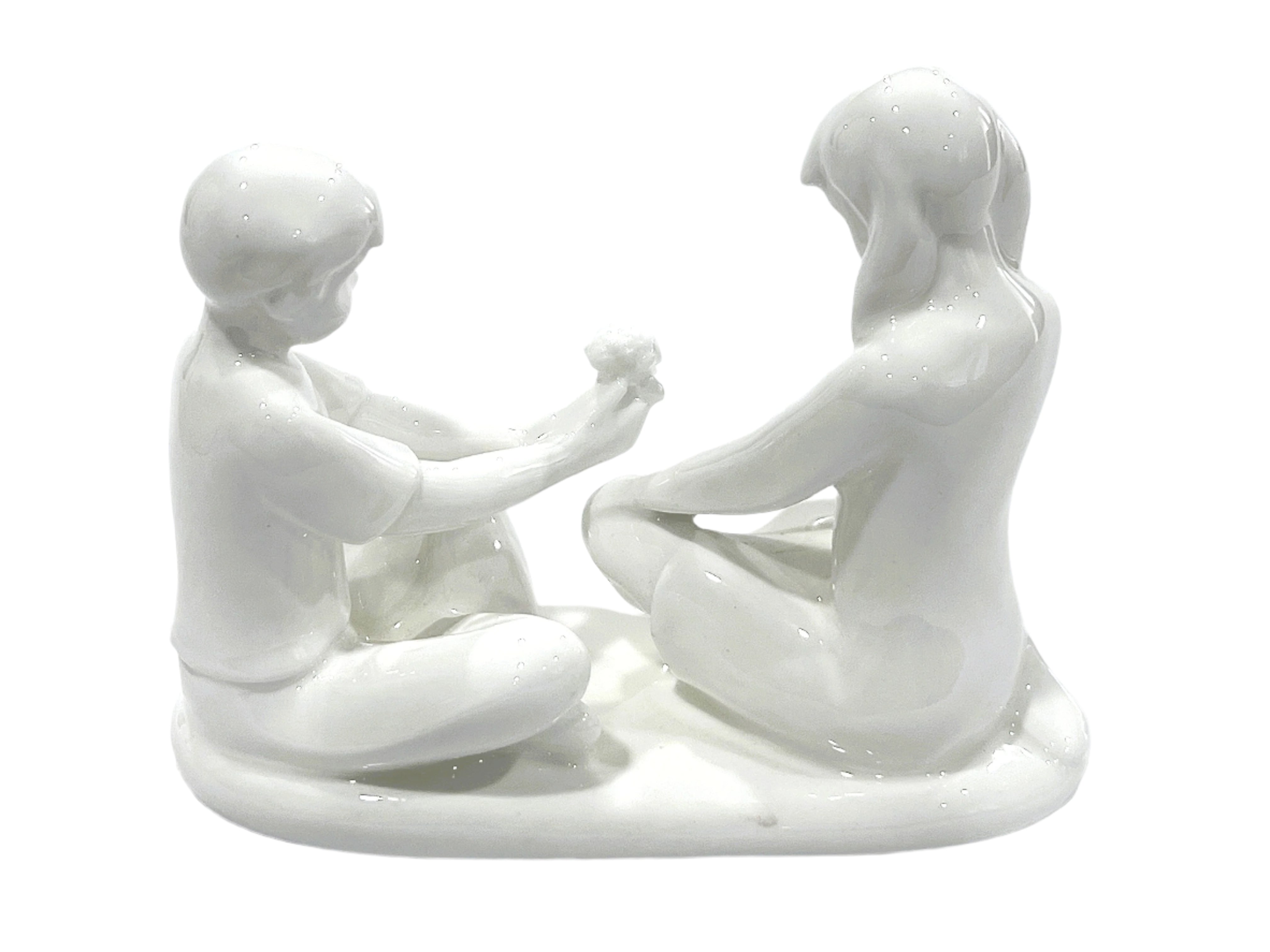 Royal Doulton Gift of Friendship Figurine HN4446 Bone China Made in England