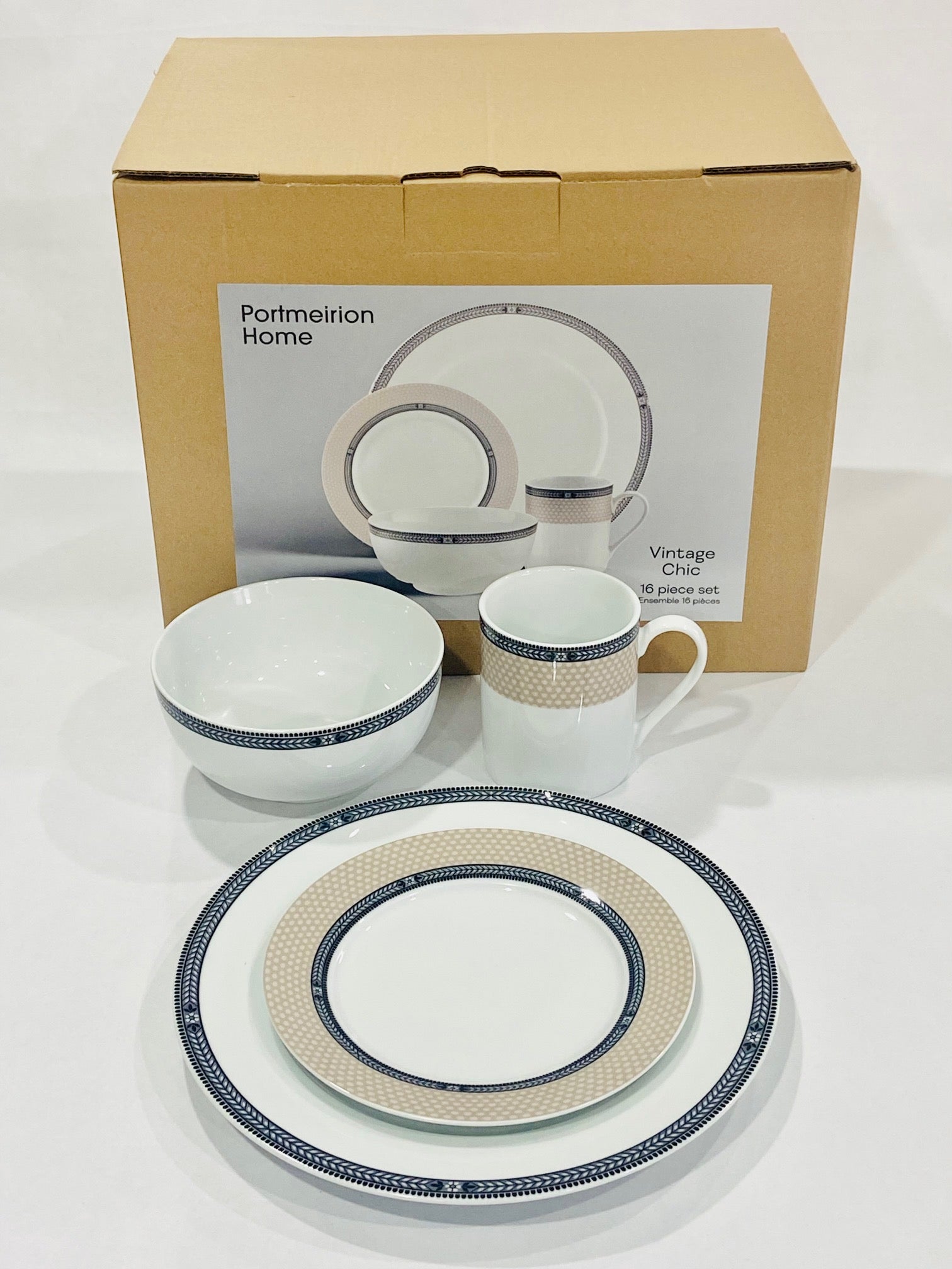 Portmeirion Porcelain Vintage Chic 16Pcs Dinnerware Set - Service for 4
