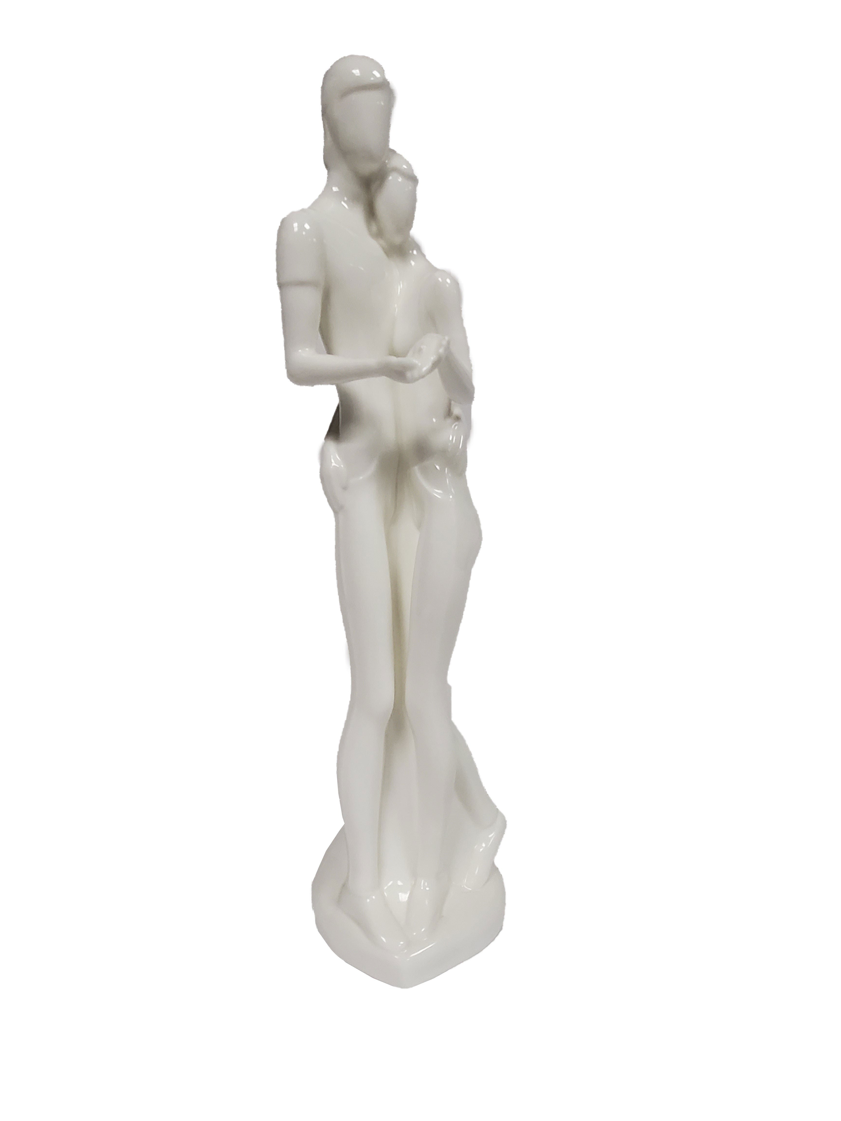 Royal Doulton First Love Figurine HN2747 - Royal Gift